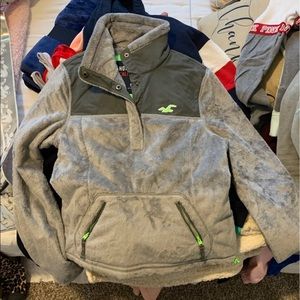 hollister faux fur half zip